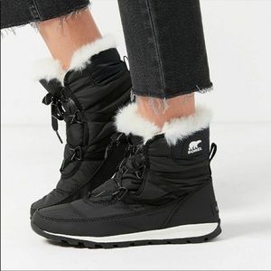 Sorel Whitney Short Lace Black Winter Snow Boots White Faux Fur Sz 5